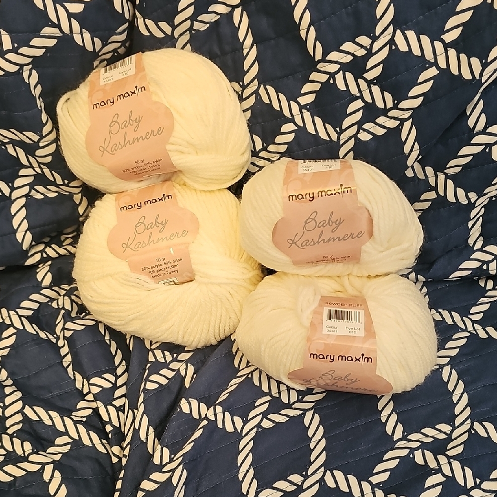 Mary Maxim Baby Kashmere Yarn - Cream